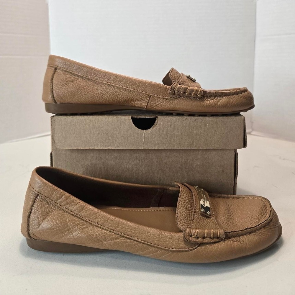 COACH Fredrica Tan Leather Shoe Women's size 8.5B US 38.5 EUR Loafers Flats.